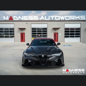 Alfa Romeo Giulia GTAm Style Front Bumper - Carbon Fiber - Without Parking Sensors